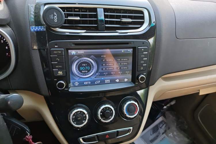 Used Jinbei 750 2016 1.5L Luxury Model Audio And AC Panel