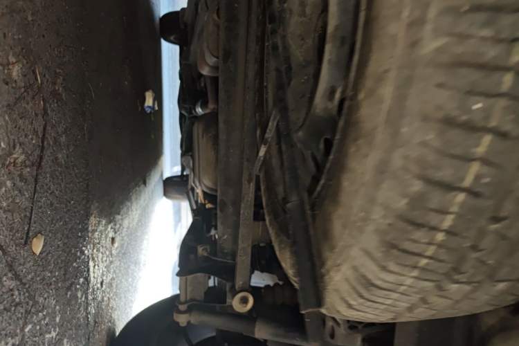 Used Jinbei 750 2016 1.5L Luxury Model Chassis Rear