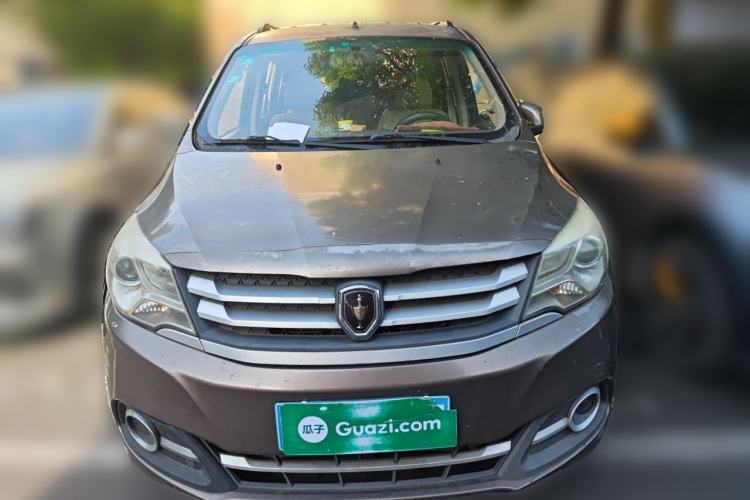 Used Jinbei 750 2016 1.5L Luxury Model Front