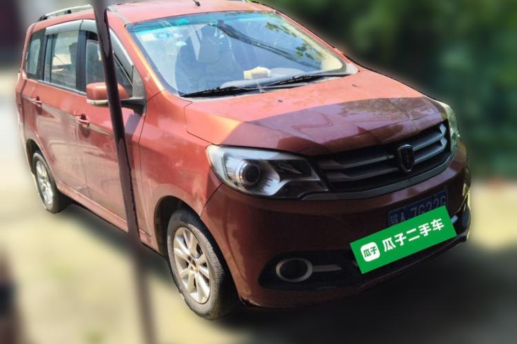 Used Jinbei 750 2016 1.5L Luxury Model Front Right 45 Deg