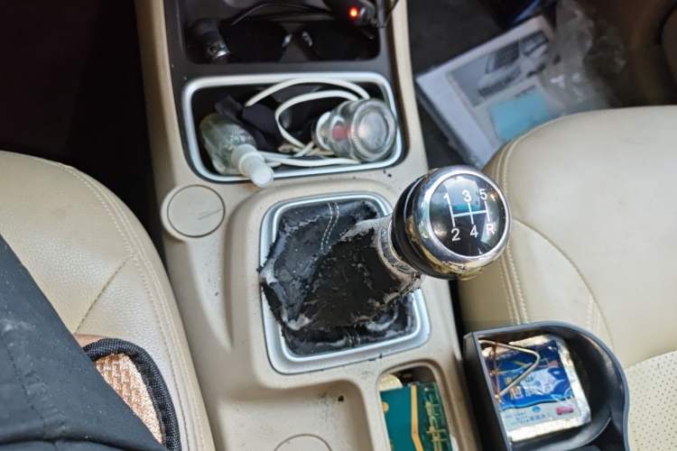 Used Jinbei 750 2016 1.5L Luxury Model Gear Lever