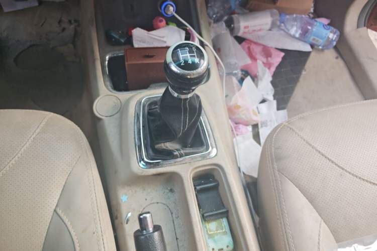 Used Jinbei 750 2016 1.5L Flagship Edition Gear Lever