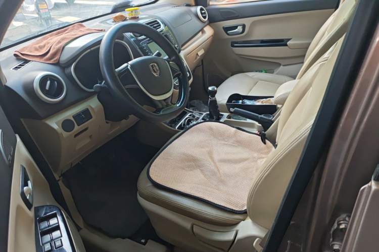 Used Jinbei 750 2016 1.5L Luxury Model Left Front Seat