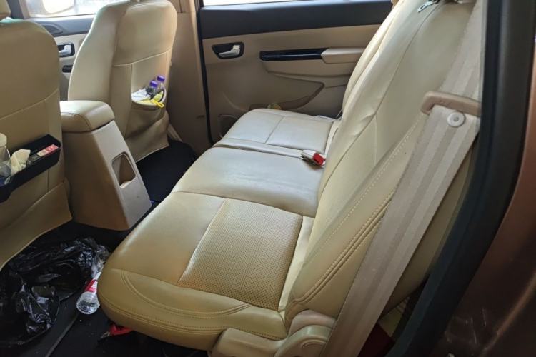 Used Jinbei 750 2016 1.5L Luxury Model Left Rear Seat