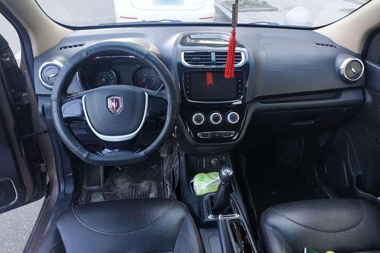 Used Jinbei 750 2017 1.5L e1 Type Center Console