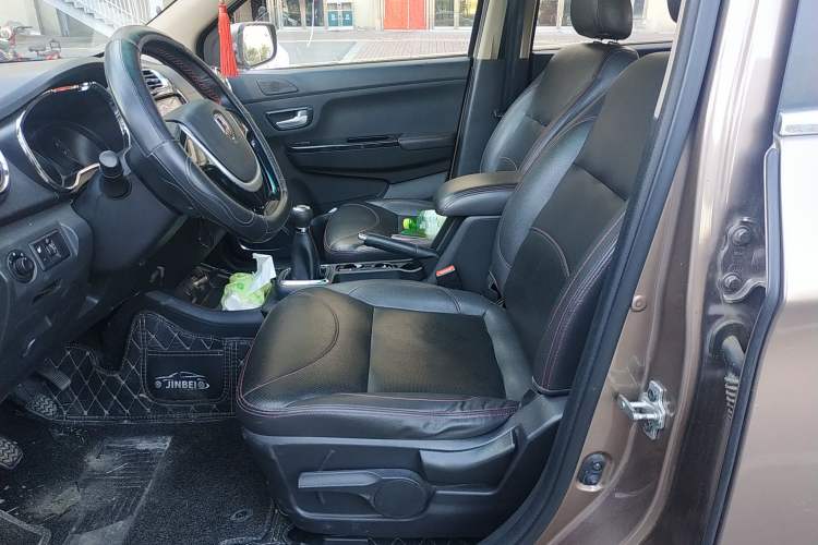 Used Jinbei 750 2017 1.5L e1 Type Left Front Seat