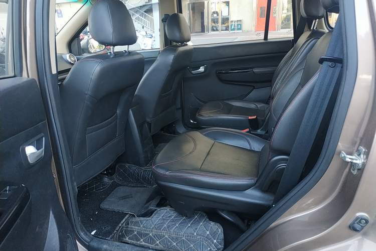 Used Jinbei 750 2017 1.5L e1 Type Left Rear Seat