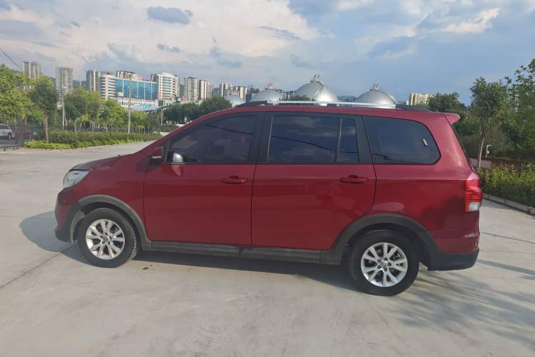 Used Jinbei 750 2017 1.5L e1 Type Exterior 5