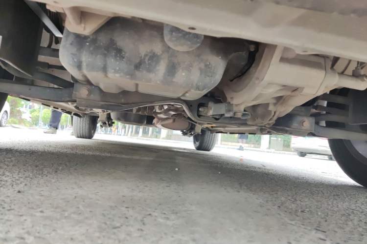 Used Jinbei 750 2018 1.6L Excellence Model Chassis Front