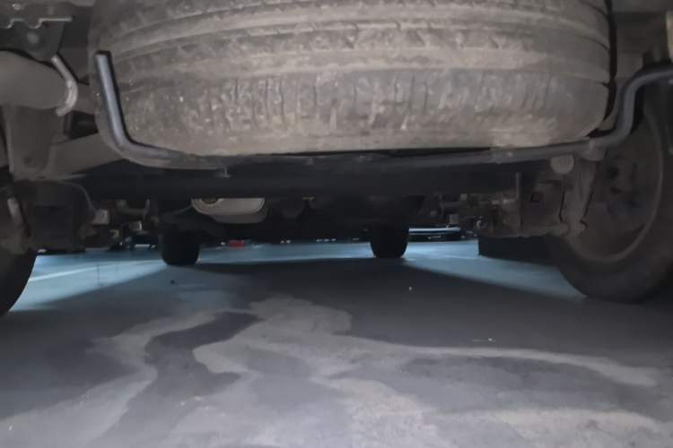 Used Jinbei 750 2018 1.5L Comfort Model with Sunroof Chassis Rear