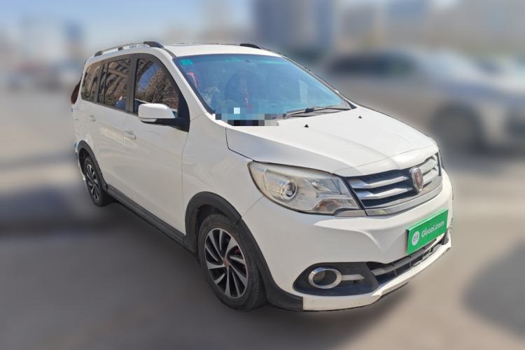 Used Jinbei 750 2018 1.5L E-Motion Sunroof Edition Front Right 45 Deg