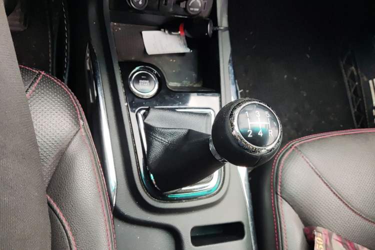 Used Jinbei 750 2018 1.6L Excellence Model Gear Lever