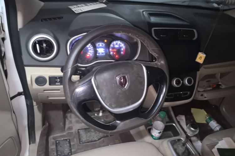 Used Jinbei 750 2018 1.5L Comfort Model with Sunroof Steering Wheel