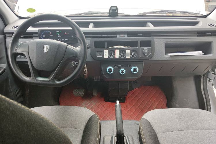 Used Jinbei E6 2026 Model, Standard Version, Long Roof, 6 Seats Center Console