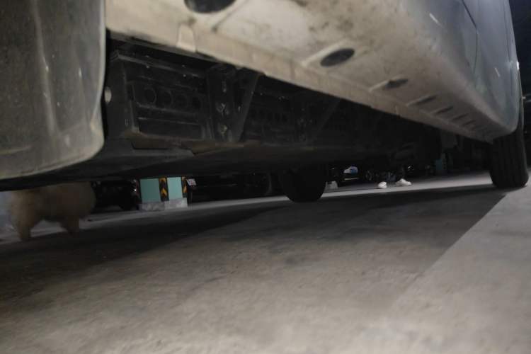 Used Jinbei E6 2026 Model, Standard Version, Long Roof, 6 Seats Chassis Front Left