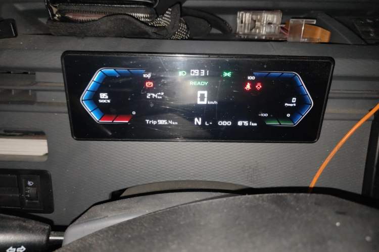 Used Jinbei E6 2026 Model, Standard Version, Long Roof, 6 Seats Odometer Close Up