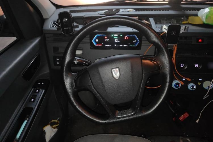 Used Jinbei E6 2026 Model, Standard Version, Long Roof, 6 Seats Steering Wheel