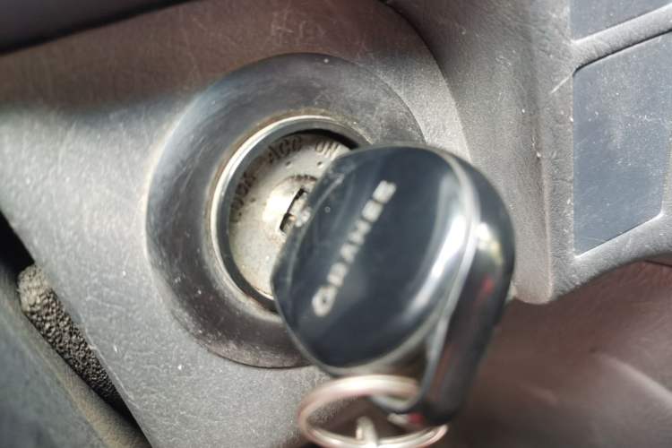 Used Jinbei Express 2017 2.0L Comfort Version V19 Vehicle Key