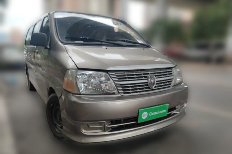 Used Jinbei Express 2017 2.0L Standard Version V19 Front Right 45 Deg