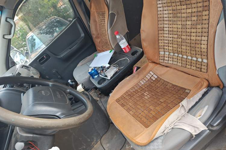Used Jinbei Express 2017 2.0L Standard Version V19 Left Front Seat