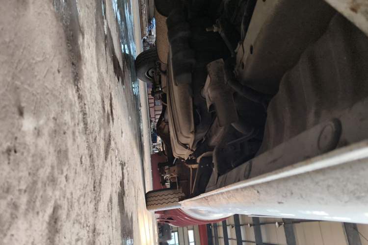 Used Jinbei Express 2017 2.0L Standard Version V19 Chassis Front Left