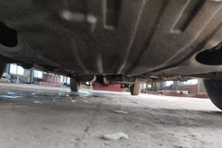 Used Jinbei Express 2017 2.0L Standard Version V19 Chassis Front