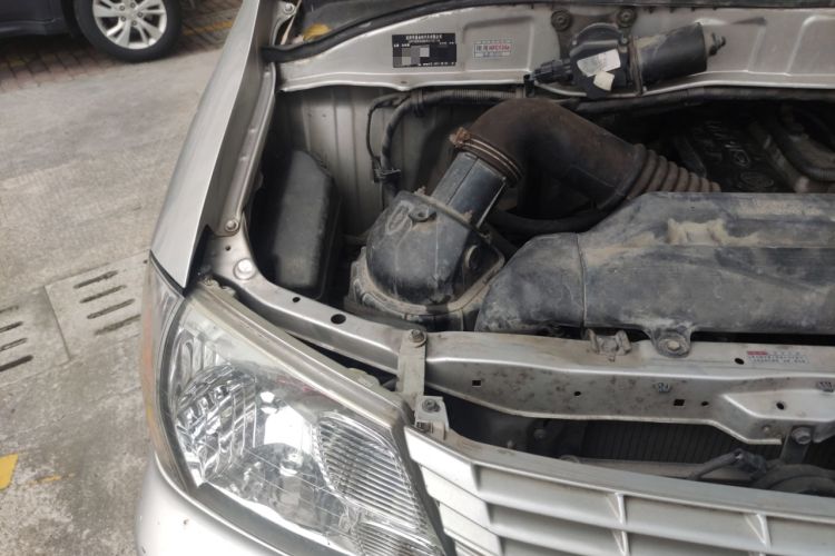 Used Jinbei Express 2017 2.0L Standard Version V19 Engine Bay Right