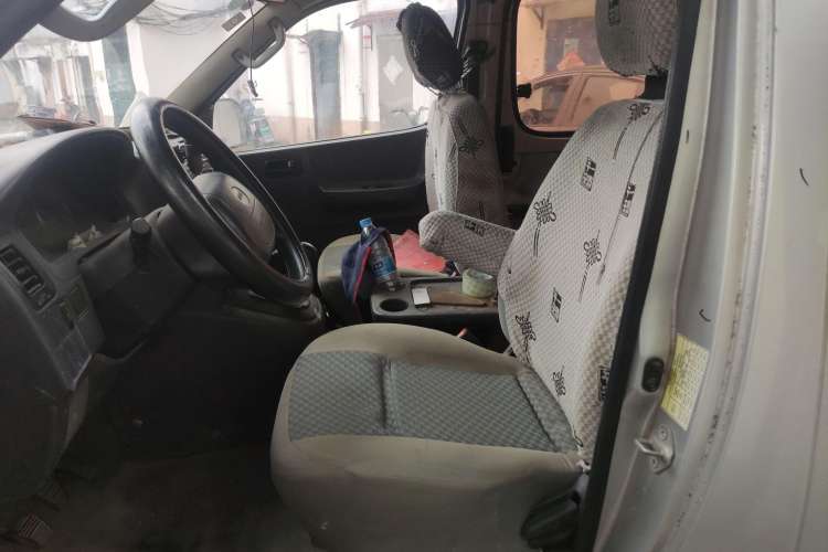 Used Jinbei Express 2017 2.0L Standard Version V19 Left Front Seat