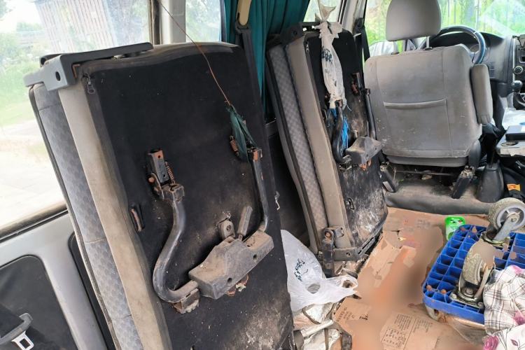 Used Jinbei Express 2017 2.0L Standard Version V19 Left Rear Seat