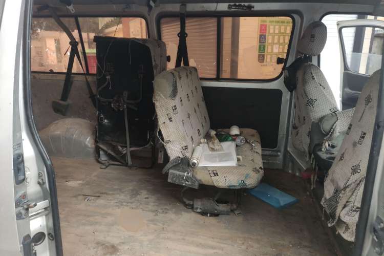 Used Jinbei Express 2017 2.0L Standard Version V19 Left Rear Seat