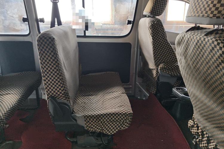 Used Jinbei Express 2017 2.0L Standard Version V19 Left Rear Seat