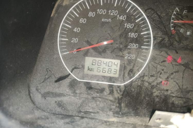 Used Jinbei Express 2017 2.0L Standard Version V19 Odometer Close Up