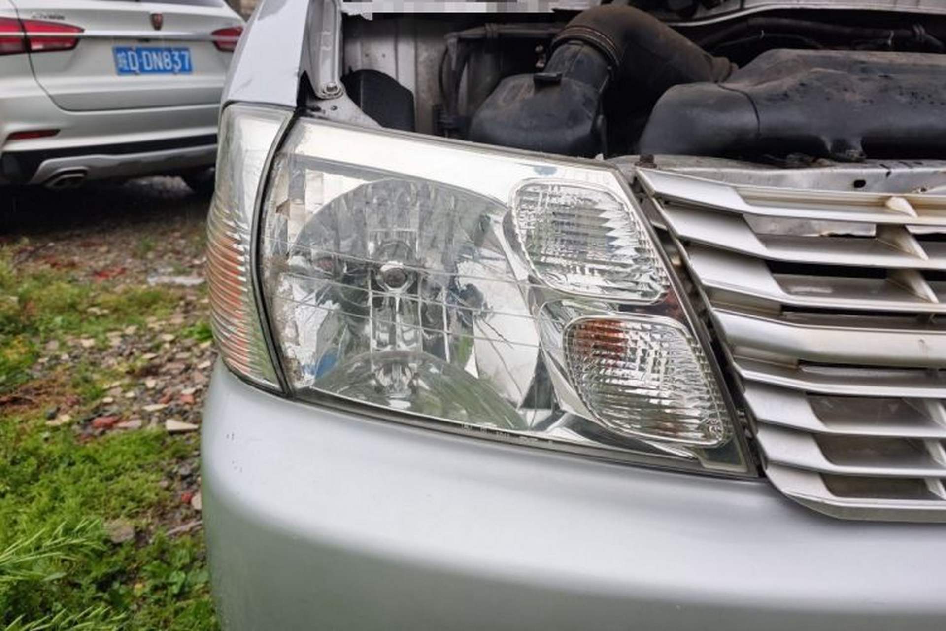 Used Jinbei Express 2017 2.0L Comfort Version V19 Right Front Headlight