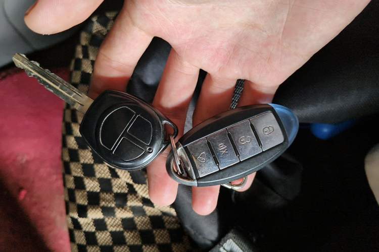 Used Jinbei Express 2017 2.0L Standard Version V19 Vehicle Key