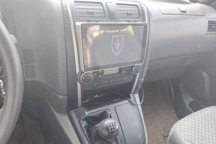 Used Jinbei Express 2017 2.0L Classic Version V19 Audio And AC Panel
