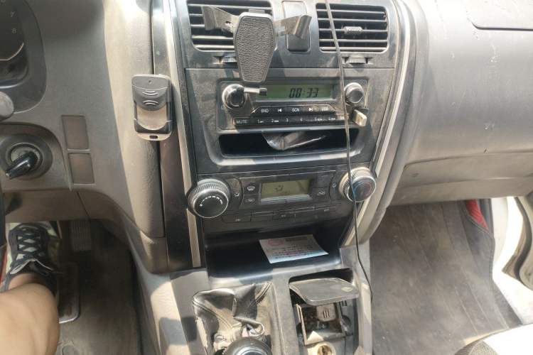 Used Jinbei Express 2017 2.0L Standard Version V19 Audio And AC Panel