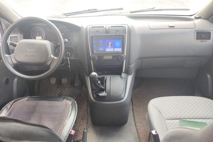 Used Jinbei Express 2017 2.0L Classic Version V19 Center Console