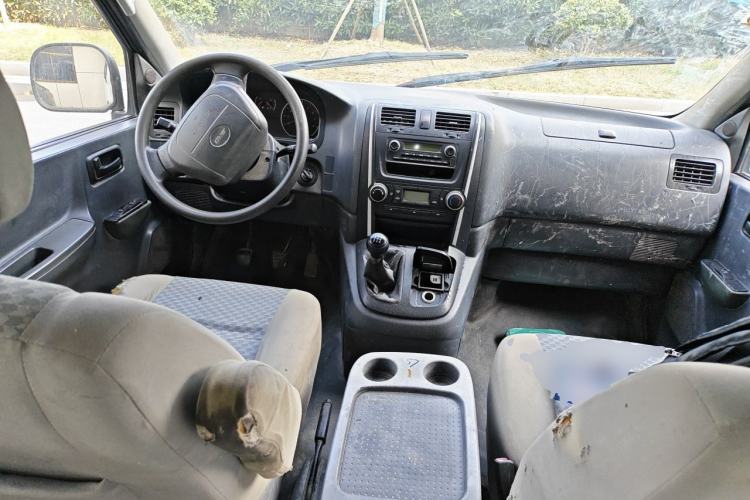 Used Jinbei Express 2017 2.0L Standard Version V19 Center Console