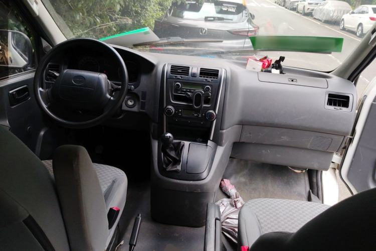 Used Jinbei Express 2017 2.0L Classic Version V19 Center Console