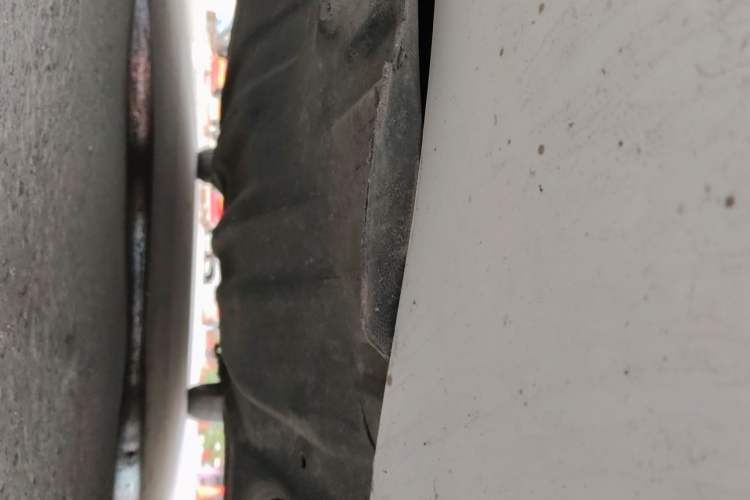 Used Jinbei Express 2017 2.0L Standard Version V19 Chassis Front