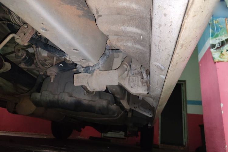 Used Jinbei Express 2017 2.0L Comfort Version V19 Chassis Front Left