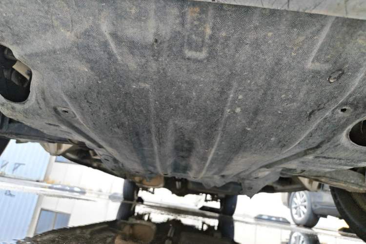 Used Jinbei Express 2017 2.0L Standard Version V19 Chassis Front