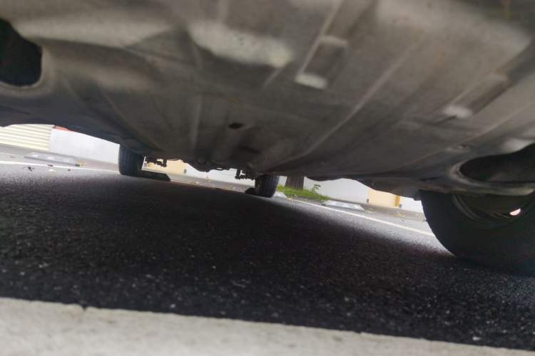 Used Jinbei Express 2017 2.0L Standard Version V19 Chassis Front