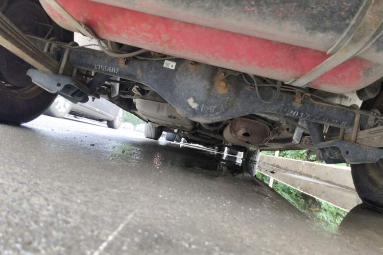 Used Jinbei Express 2017 2.0L Standard Version V19 Chassis Rear