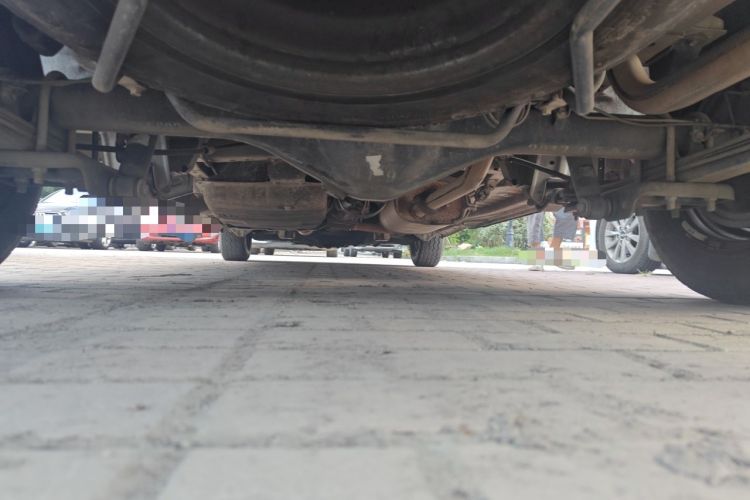 Used Jinbei Express 2017 2.0L Standard Version V19 Chassis Rear