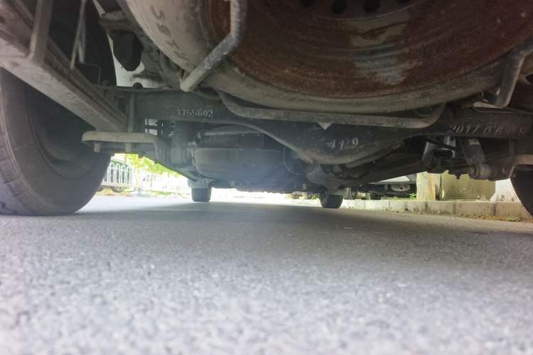Used Jinbei Express 2017 2.0L Standard Version V19 Chassis Rear