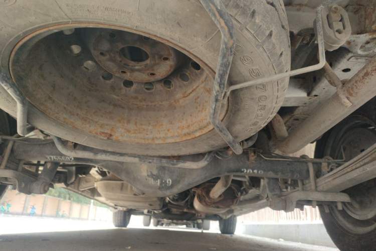 Used Jinbei Express 2017 2.0L Standard Version V19 Chassis Rear