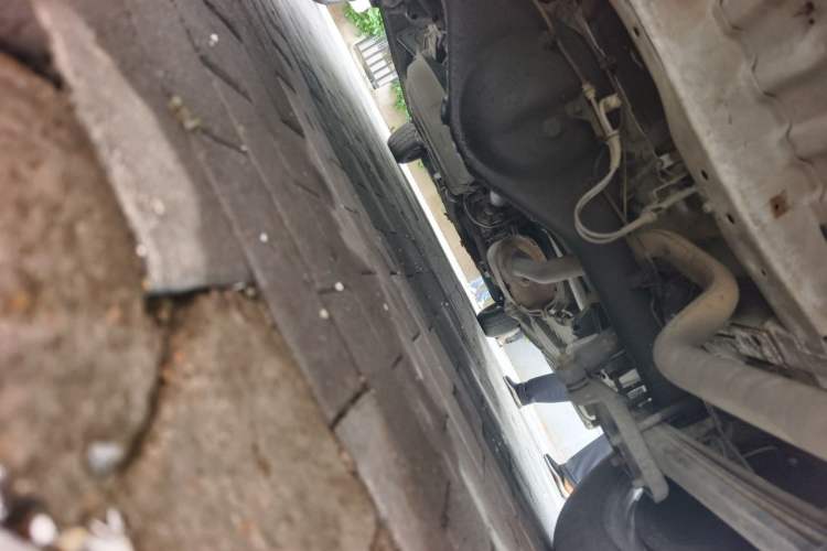 Used Jinbei Express 2017 2.0L Standard Version V19 Chassis Rear