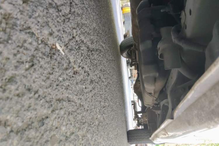 Used Jinbei Express 2017 2.0L Comfort Version V19 Chassis Rear Left