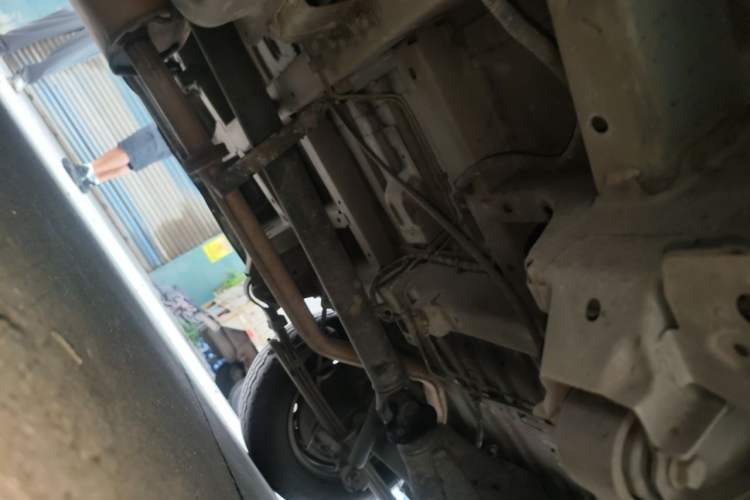 Used Jinbei Express 2017 2.0L Comfort Version V19 Chassis Rear Left